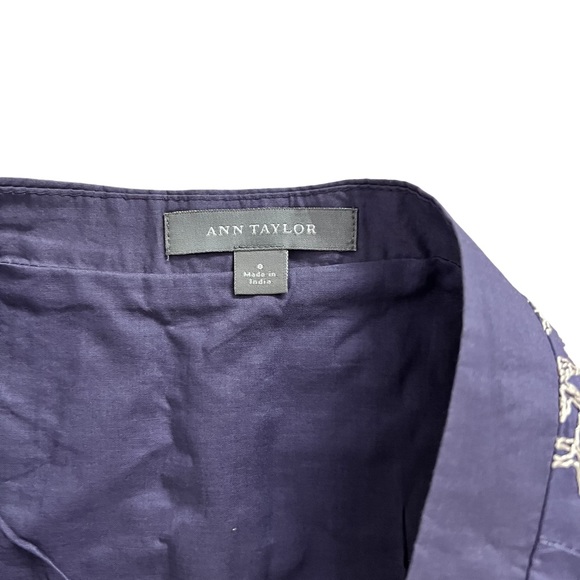 Ann Taylor Skirt with Embroidery Size 8 - Picture 7 of 8